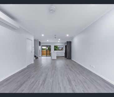 Modern and Spacious Rental Property in Cannonvale - A Peaceful Home... - Photo 1