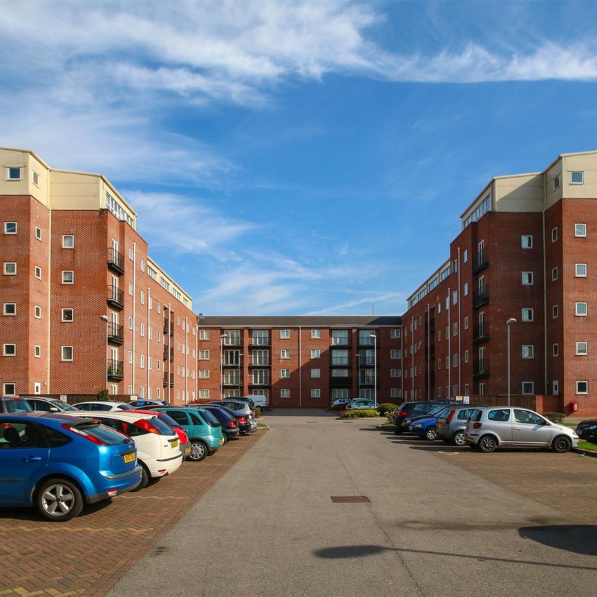 1 Bedroom Apartment To Rent - Photo 1