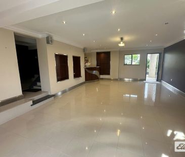 Charming Family Home in a Convenient Location - Photo 4