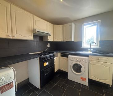 3 bedroom apartment to rent - Photo 5