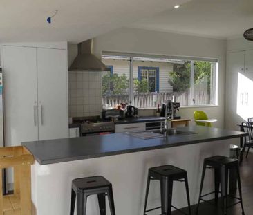Contemporary Home In Strandon - Photo 1