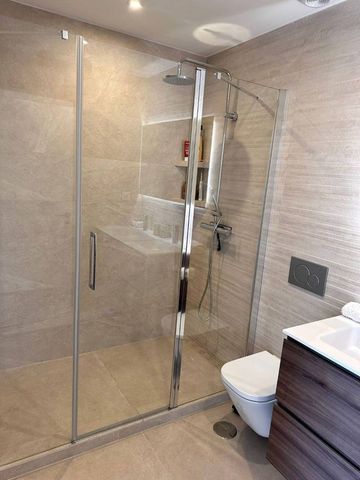 3 bedroom luxury Flat for rent in Nueva Andalucia, Andalusia - Photo 2