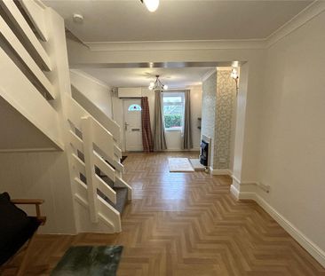 2 bedroom terraced house to rent - Photo 2