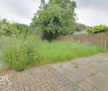 3 bedroom end of terrace house to rent - Photo 5