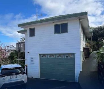 Three Bedroom House - Thames - Photo 2