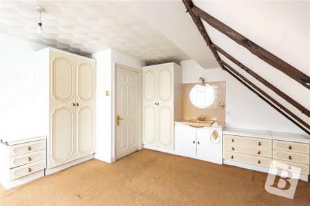 5 bedroom detached house to rent - Photo 2