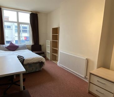 High Road, Beeston, NG9 2LN - Photo 3