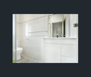 CBD Central - One Bedroom Studio - Photo 1