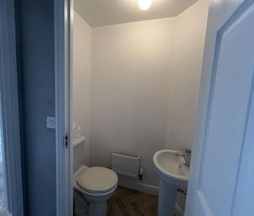 2 bedroom terraced house to rent - Photo 6