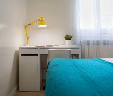 Calle de O'Donnell, Madrid, Community of Madrid 28009 - Photo 1