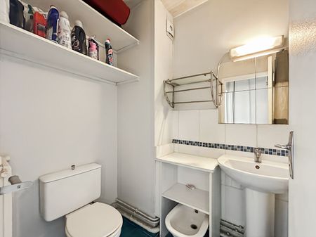 Location Appartement 1 pièce 23m² - Photo 4