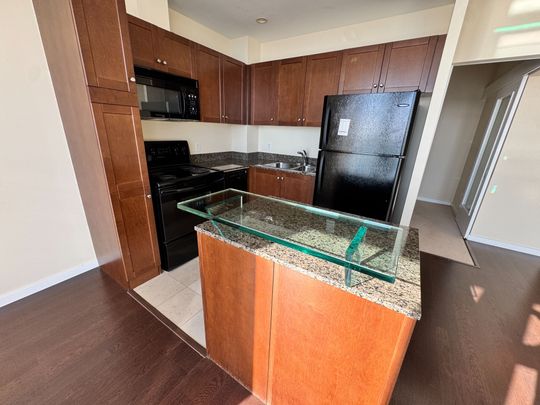 For Lease - 208 Queens Quay N/A Unit# 2008, Toronto, Ontario - Photo 1