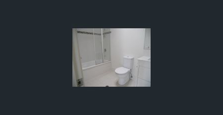 12/2 Photinia Crescent MOUNTAIN CREEK QLD - Photo 2