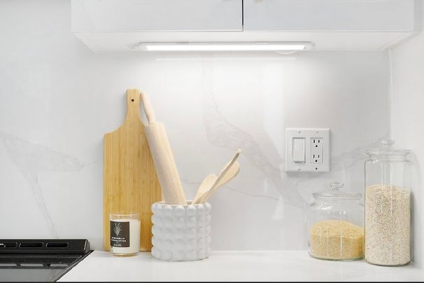 For Lease - 2 Sylvia Court, Clarington, Ontario - Photo 1