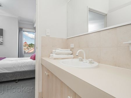 59/11 Regal Place, East Perth - Photo 5