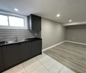 For Lease - 29 Frances Crescent, Toronto, Ontario - Photo 2