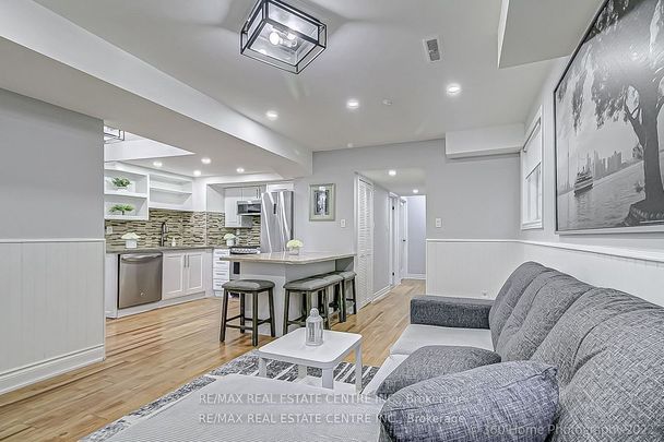 For Lease - 4175 Trellis Crescent Unit# Basement, Mississauga, Ontario - Photo 1