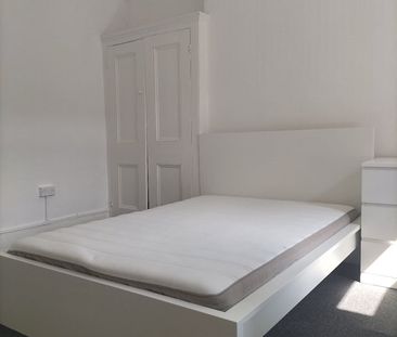 Room in a Shared House, Highgate, N6 - Photo 1