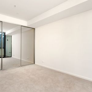 967/2 Cooper Place, Zetland - Photo 2