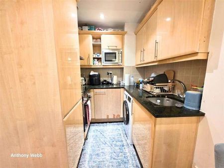 Tower Point, Sydney Road, EN2 - Photo 2