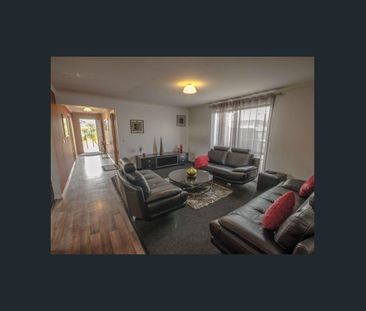 Stylish Family Home in Koo Wee Rup - Photo 1