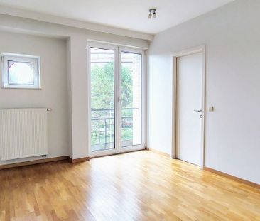 Appartement te huur in Schaarbeek voor € 1.400 met 2 slaapkamers - Photo 1