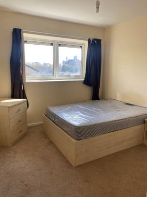 1 Bed Flat, Buslingthorpe Lane, LS7 - Photo 1