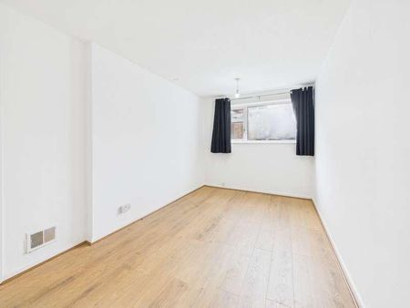 Linkway Gardens, Leicester, LE3 - Photo 3