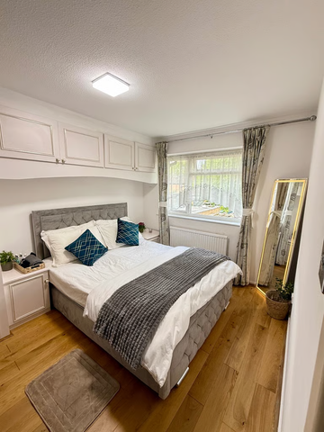 1 bedroom in a house share to rent - Photo 3