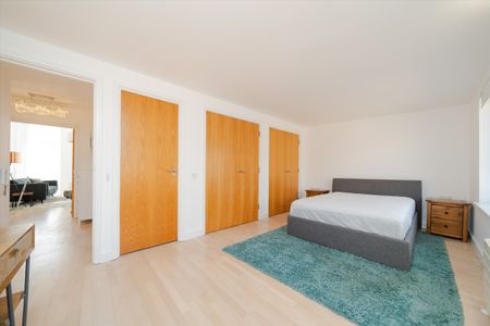 Hunt Close, Holland Park, W11, London - Photo 3