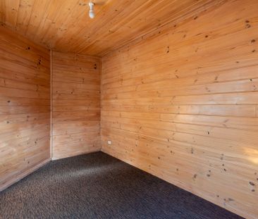 Elegant, Character-Filled Home with Private Garden and Studio Retreat - Photo 3