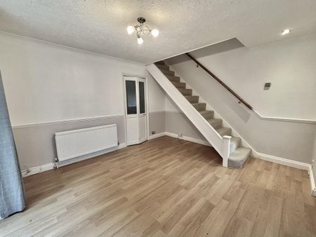 1 bedroom end of terrace house to rent - Photo 2