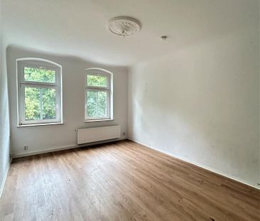 Move in and save on rent! - Foto 1