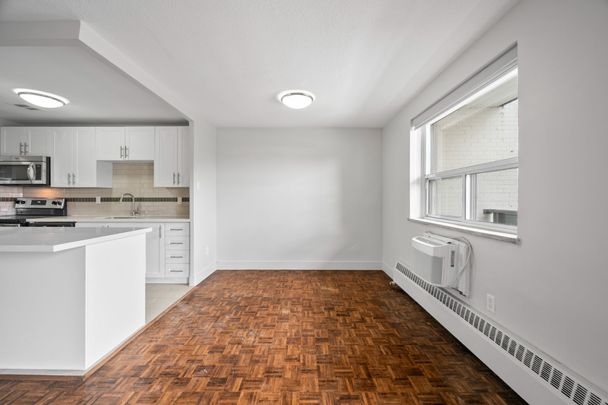 For Lease - 2300 Marine Drive Unit# 205, Oakville, Ontario - Photo 1