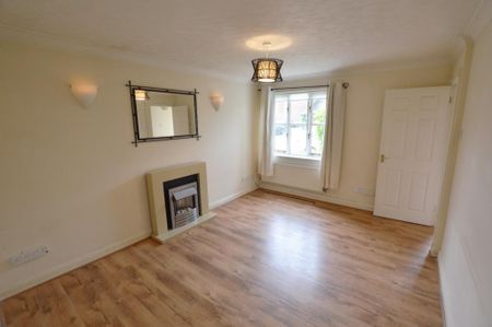 2 bedroom semi-detached house to rent - Photo 5