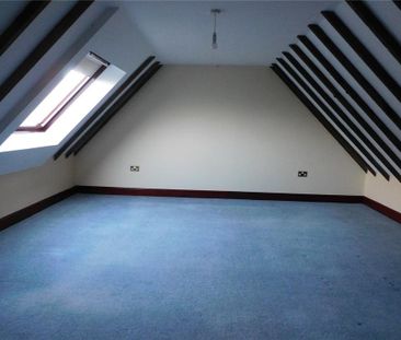 4 bedroom semi-detached house to rent - Photo 6