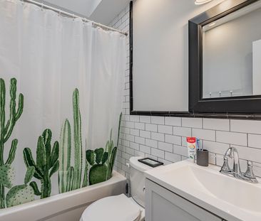 For Lease - 213 Langley Avenue Unit# Upper, Toronto, Ontario - Photo 1