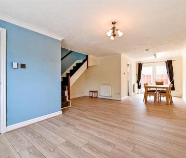 3 bedroom semi-detached house to rent - Photo 2