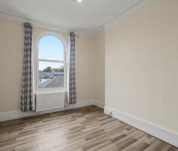 6 bedroom semi-detached house to rent - Photo 5