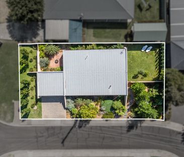 Eye Catching & Modern - Photo 6