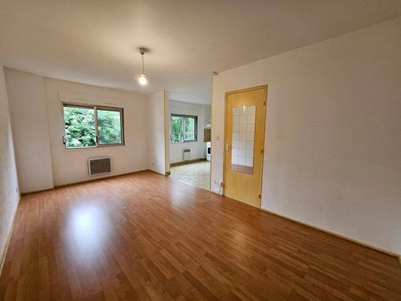 Location appartement 1 pièce 32 m² à Bourg-en-Bresse (01000) BROU - Photo 2