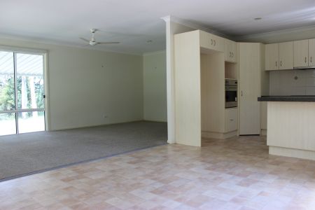 PARK YOUR TRUCK OR STORE YOUR CARAVAN? - Photo 4