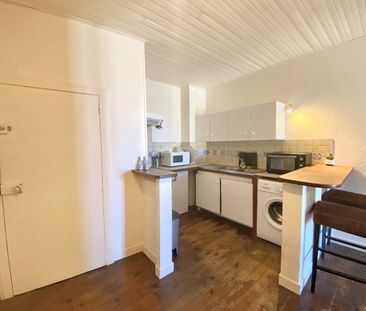 Location Appartement 2 pièces 40m² SETE 34200 - Photo 6