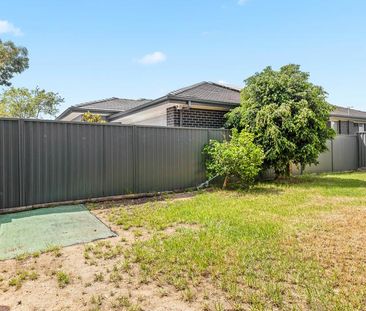 MODERN FAMILY HOME IN FANTASTIC LOCATION - Photo 2