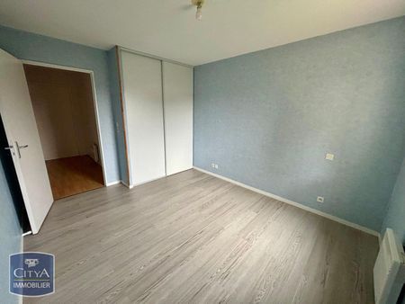 Location Appartement 2 pièces 48m² CHATEAUROUX 36000 - Photo 4