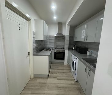 Studio Flat, Arkindale Road, SE6 - Photo 2