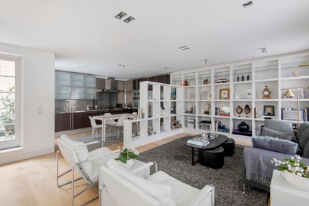 Kensington Park Mews - Photo 2