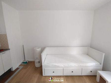 Location Appartement 1 pièce 18m² - Photo 2