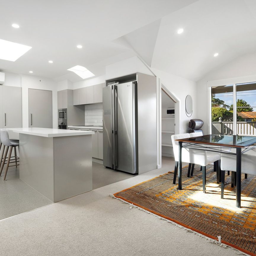 Fully Furnished one bedroom apartment - Photo 1
