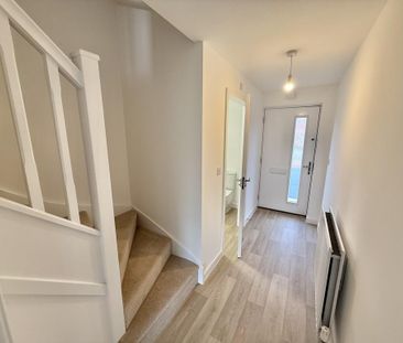 3 bedroom detached house to rent - Photo 5